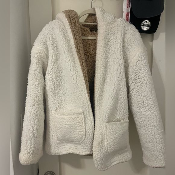 Size S Theo Reversible Teddy Coat - Picture 3 of 5